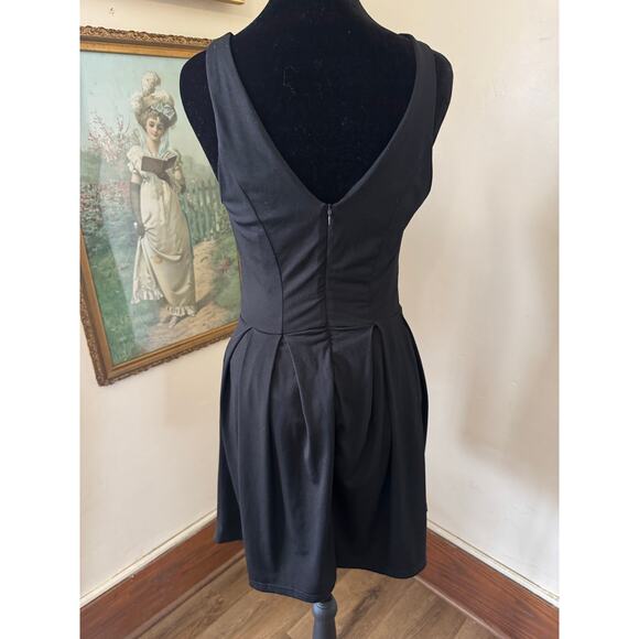 Black Fit & Flare Skater Dress V Neck Sleeveless Size S - Picture 4 of 12